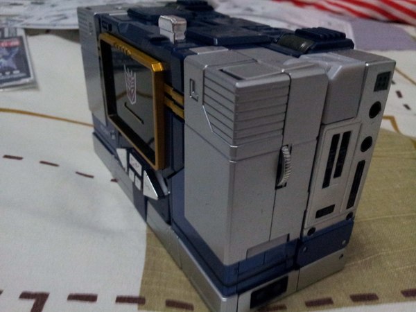 MP 13 Soundwave Out Of Box Images Of Takara Tomy Transformers Masterpiece Figure  (12 of 27)